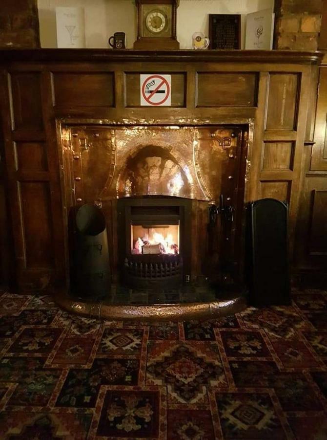 The Kings Arms Bed and Breakfast Wilmslow Exteriör bild